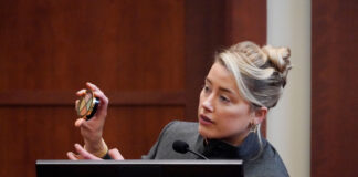 Brownish-yellow Heard Seems to Walk Back on ‘Broken Nose’ Claim After Seeing Photo Brownish-yellow Heard Seems to Walk Back on ‘Broken Nose’ Claim After Seeing Photo